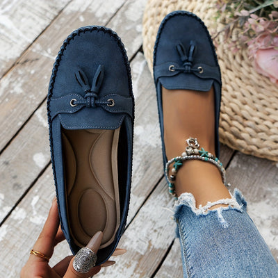 Nadine - Klassiska loafers med tofsdetalj